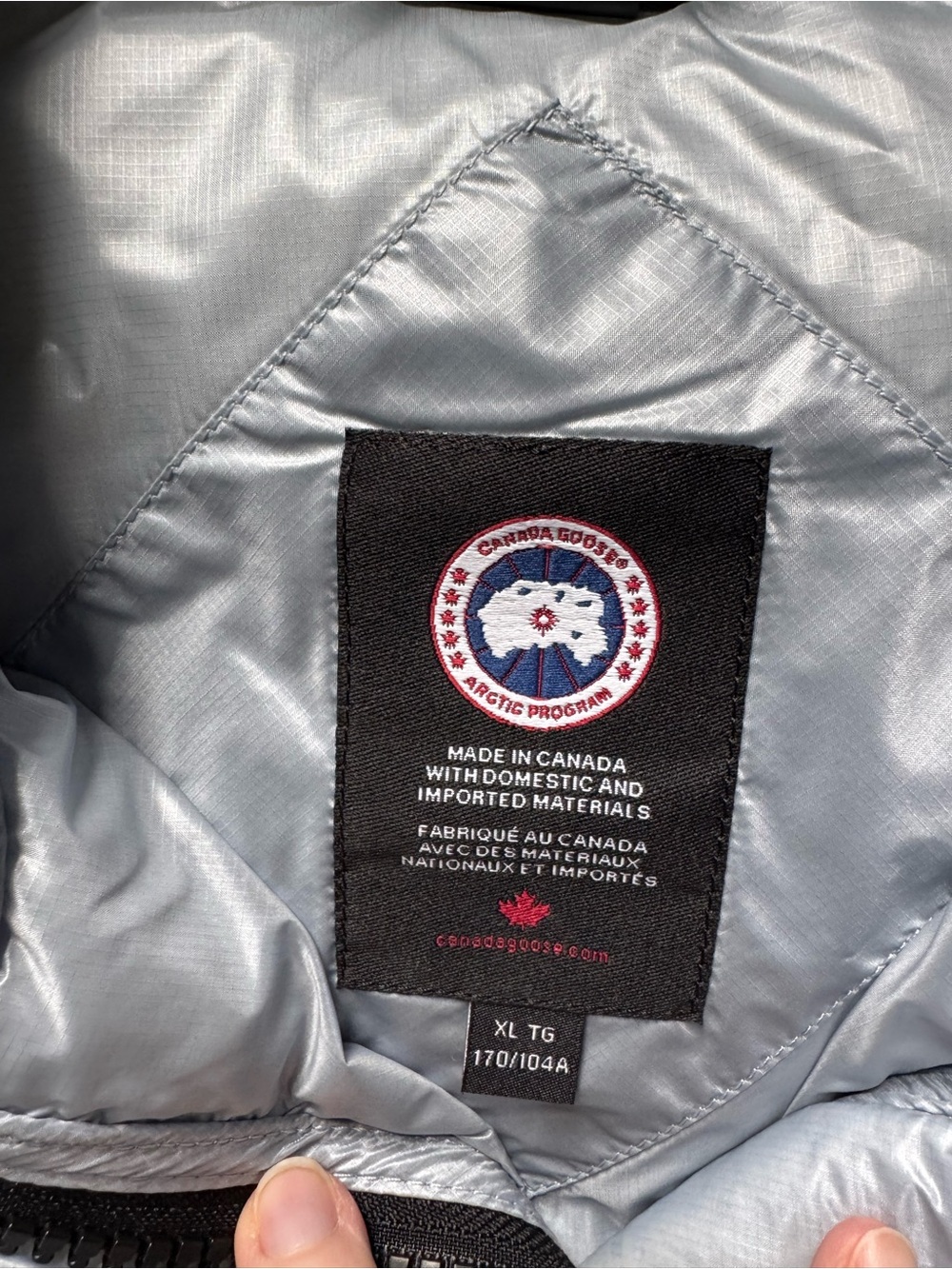 Canada Goose Silver Puffer Vest XL - Picture 5 of 10
